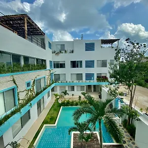 Rosa Azul , Tulum México